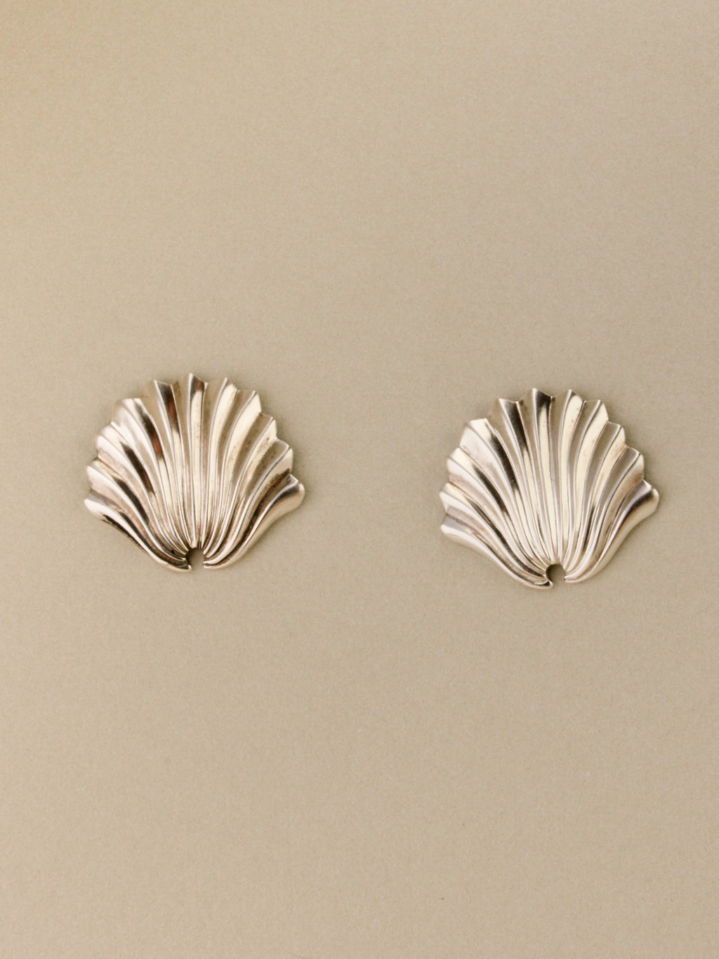 Fluted Fan Earrings