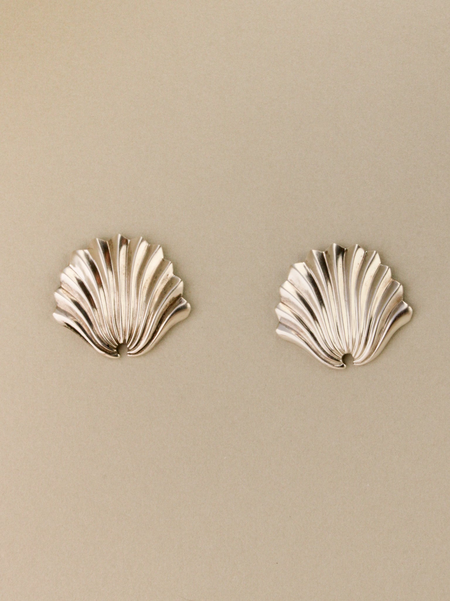 Fluted Fan Earrings