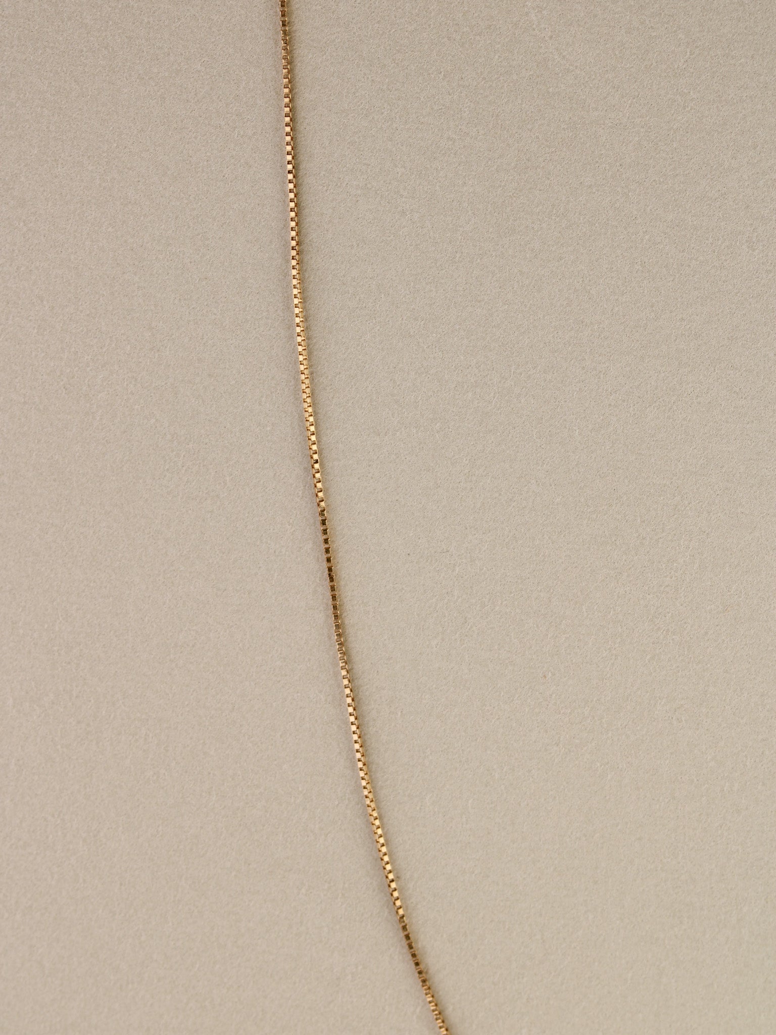 Dainty Box Chain, 18", 0.54mm
