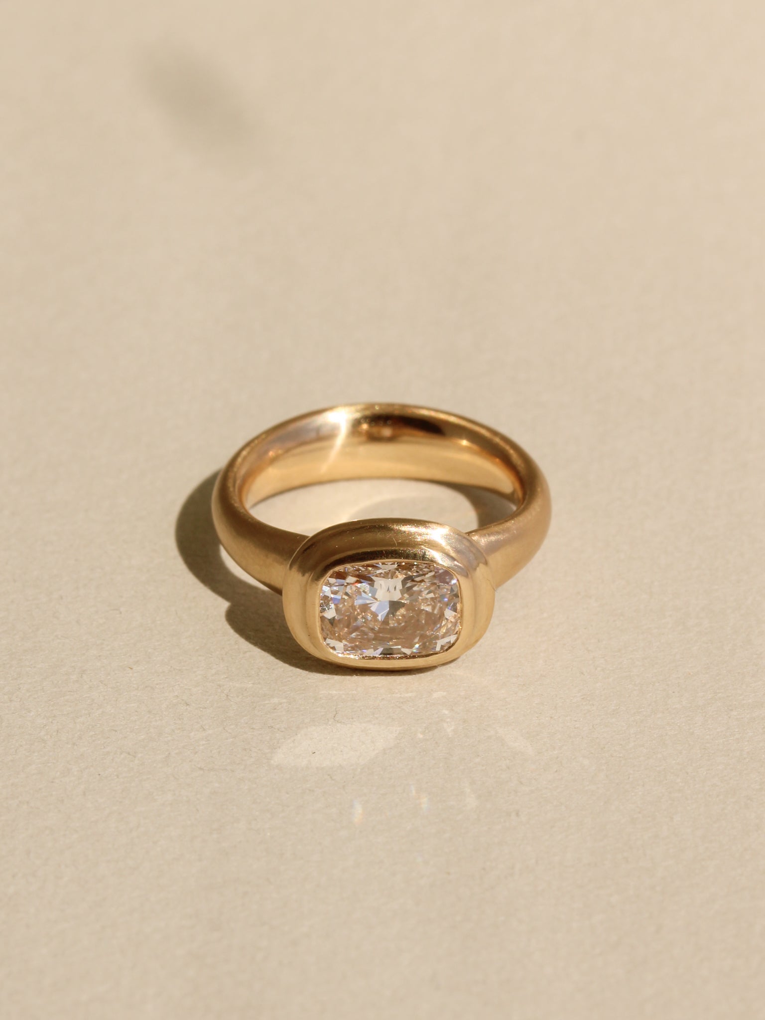 The Relic Ring | Cushion in 18k Yellow