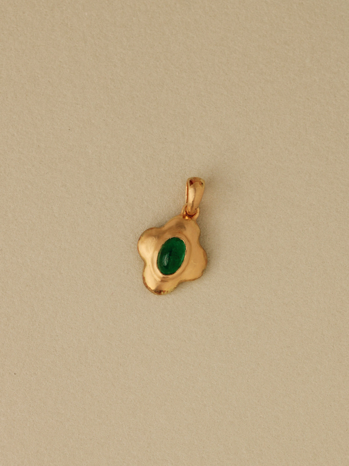 Sculpted Emerald Quatre Charm
