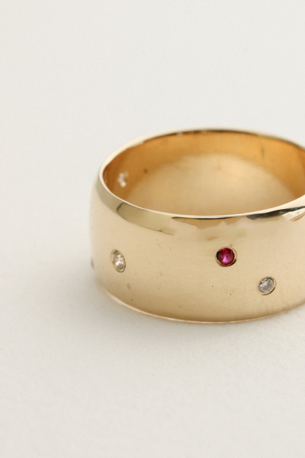 14k Studded Cigar Band