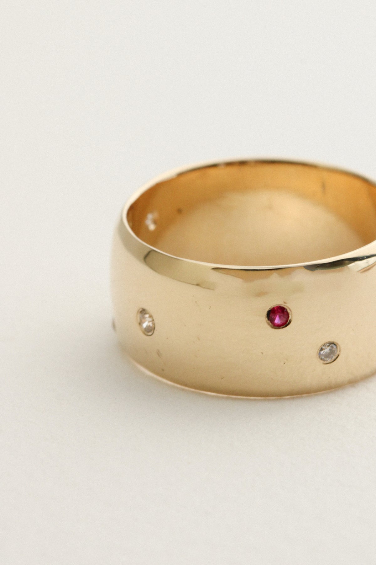 14k Studded Cigar Band
