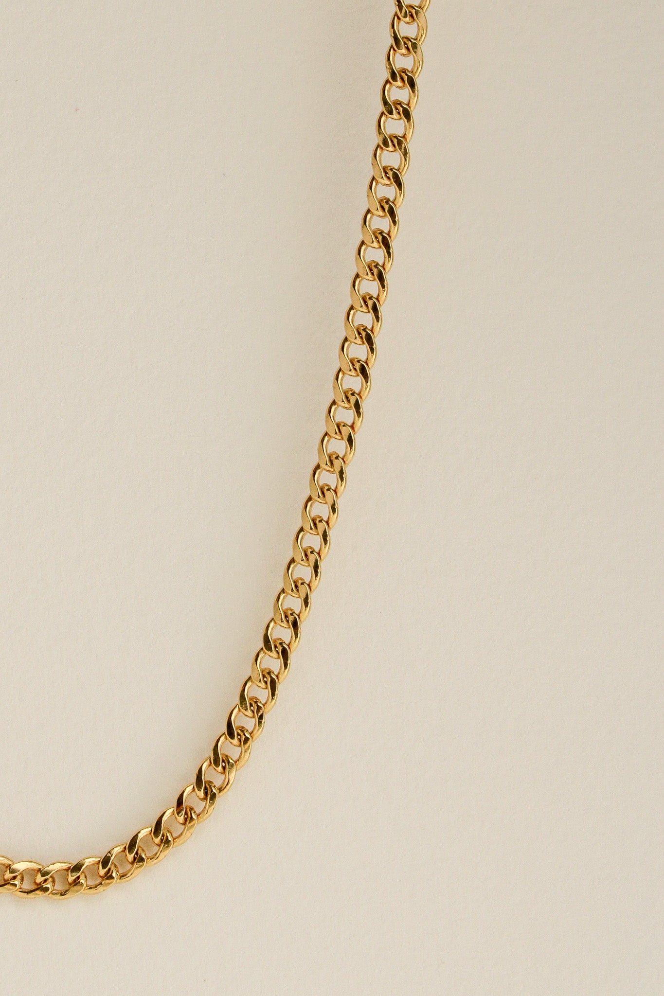 Bold Curb Chain