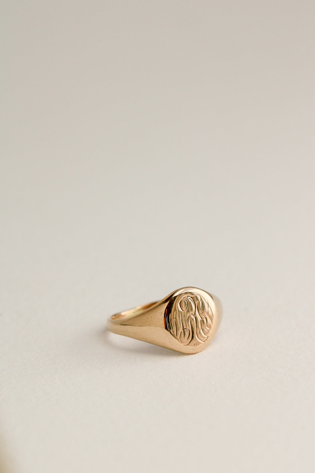 Softened Signet, 10k