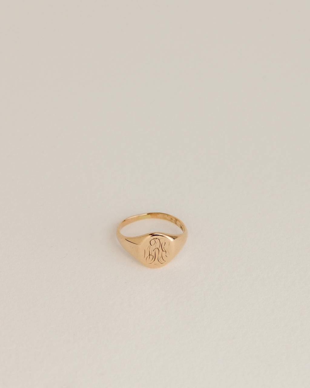 Softened Signet, 10k