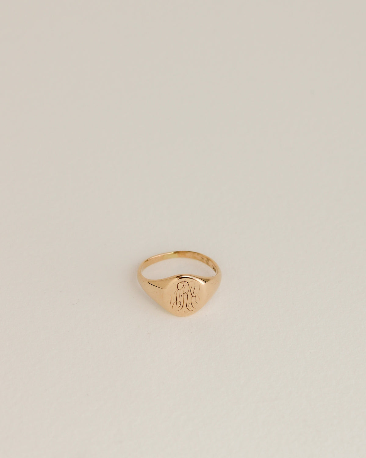 Softened Signet, 10k