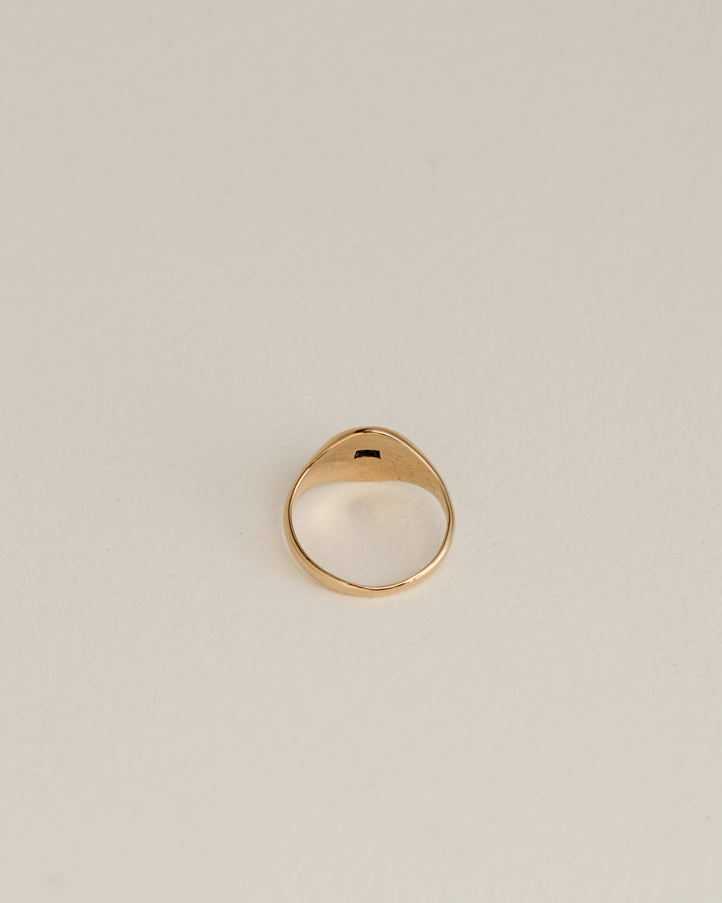Softened Signet, 10k