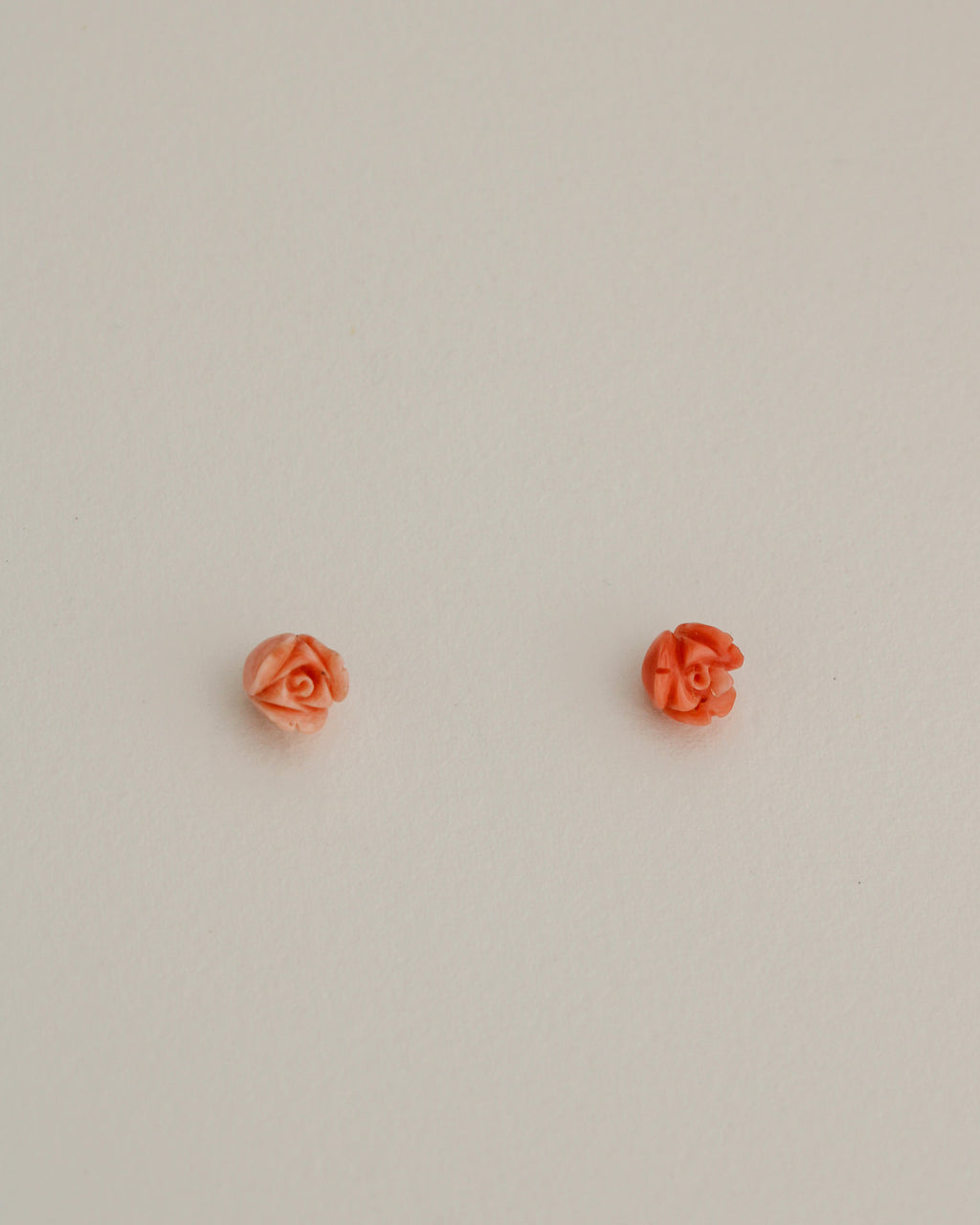 14k Rosette Studs