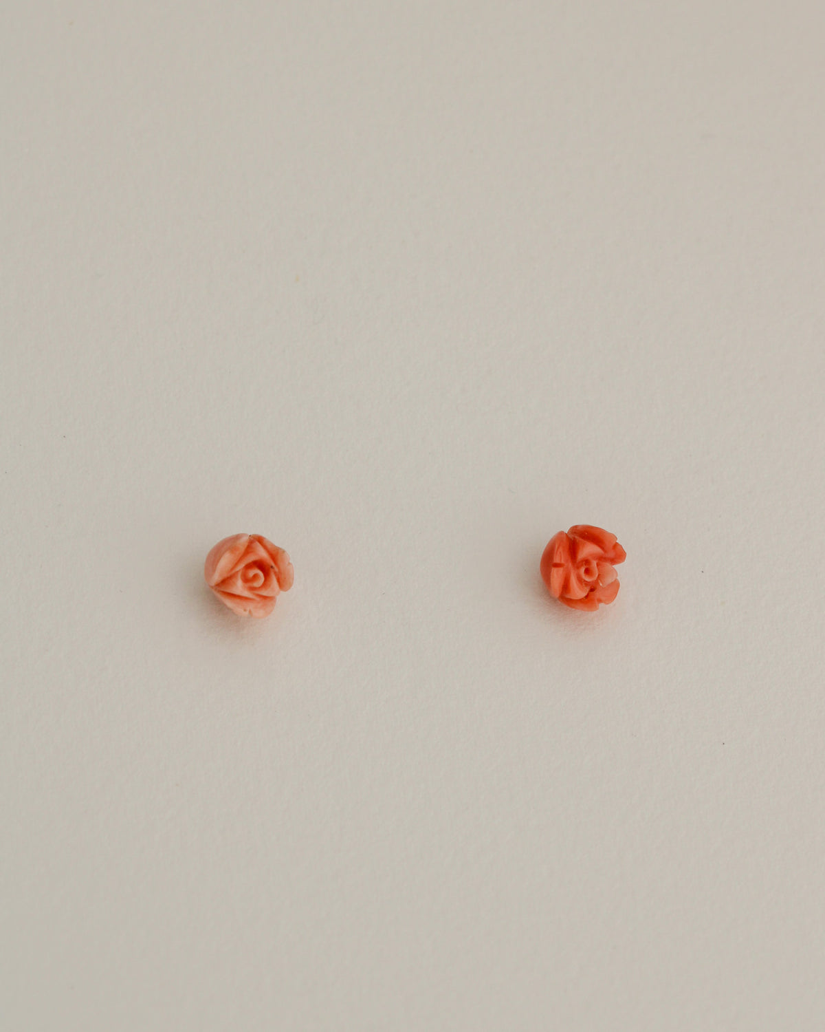 14k Rosette Studs