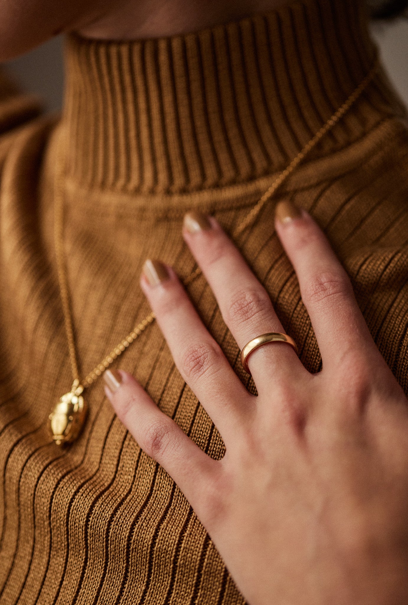 Oval Band