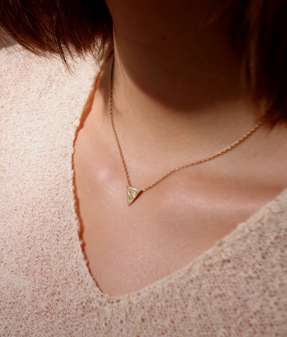 Symétrie Choker