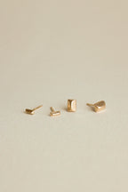Giza Studs