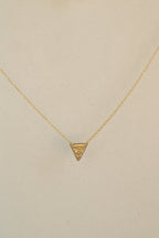 Symétrie Choker