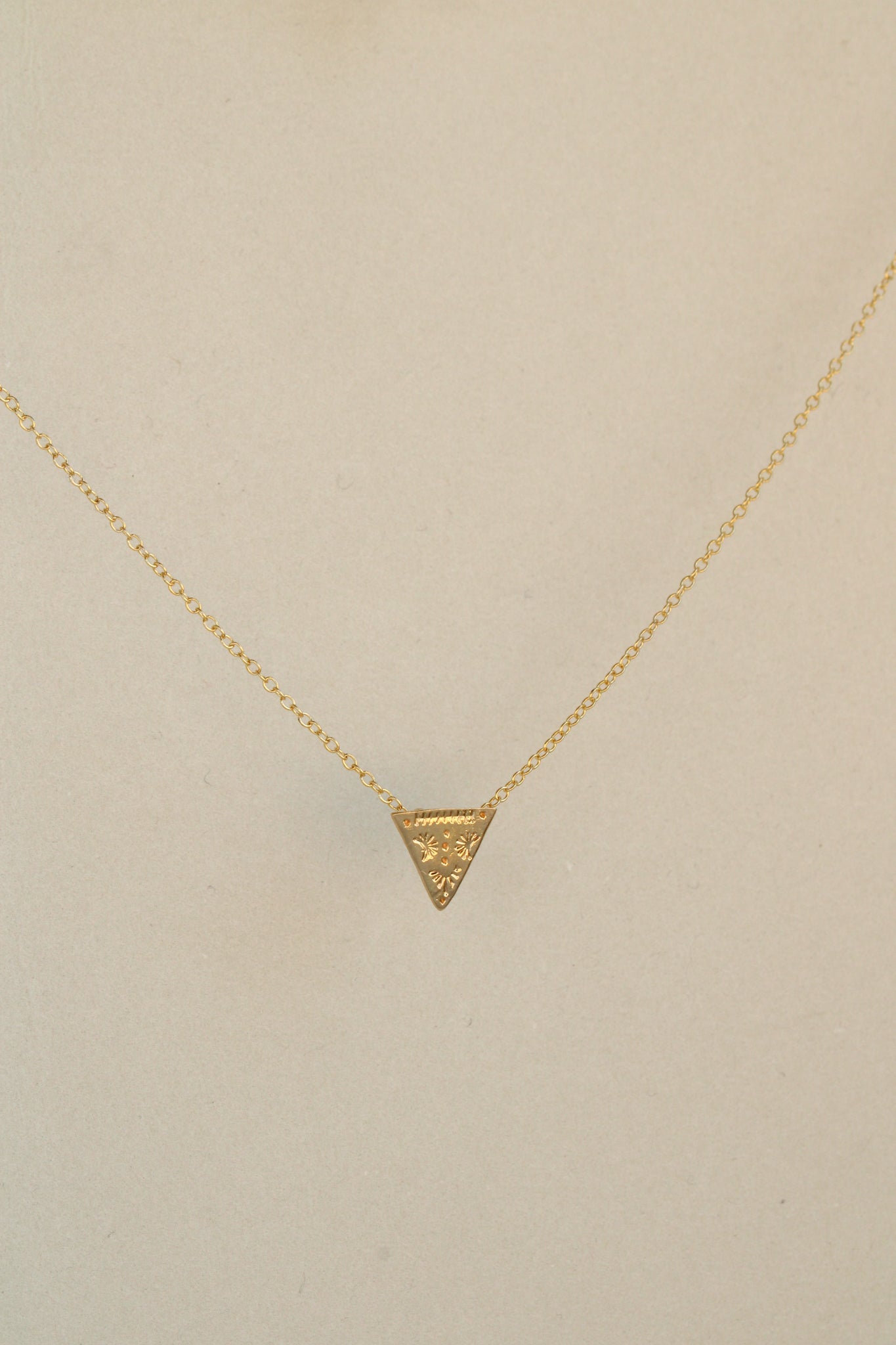 Symétrie Choker
