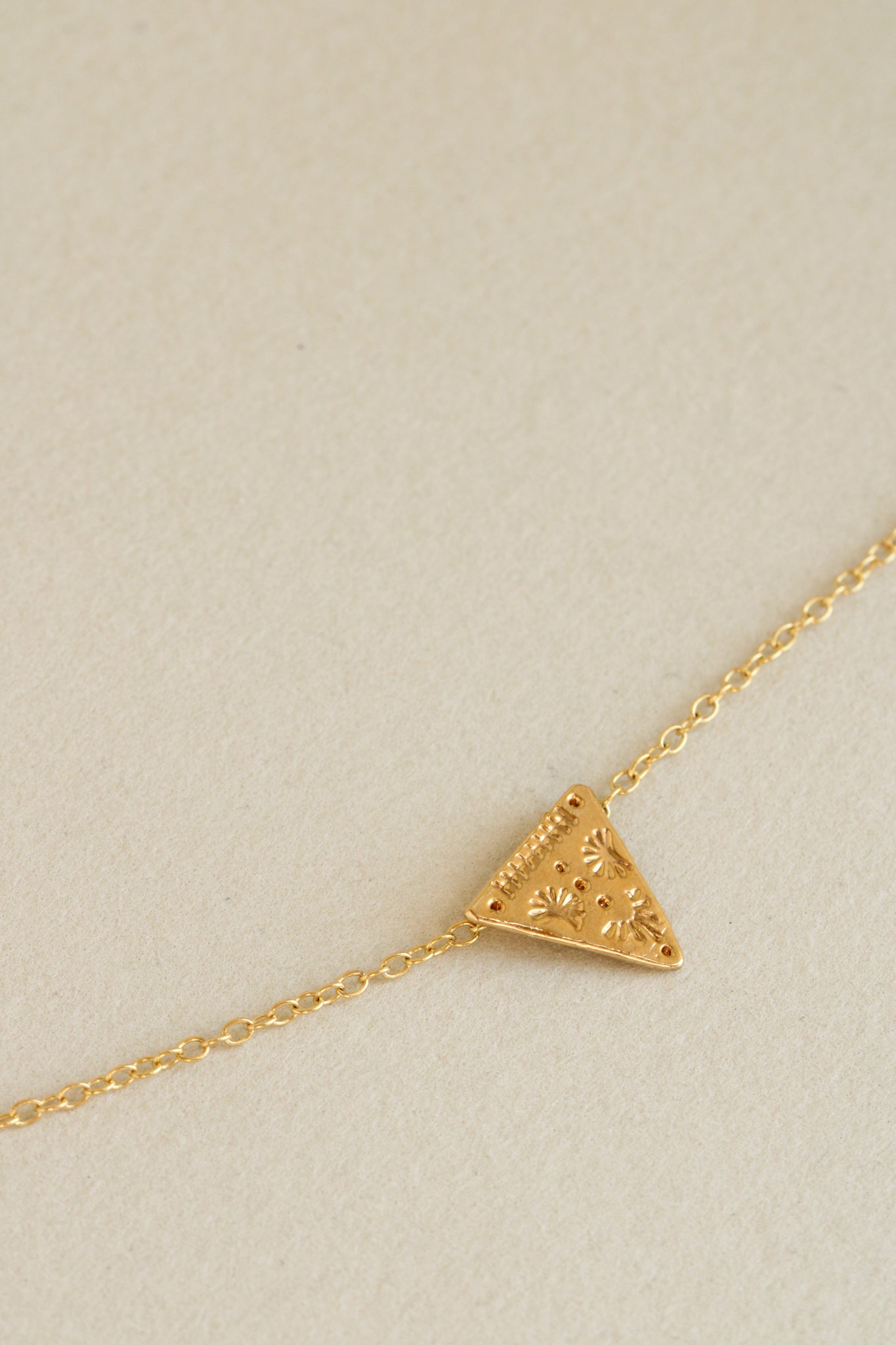 Symétrie Choker