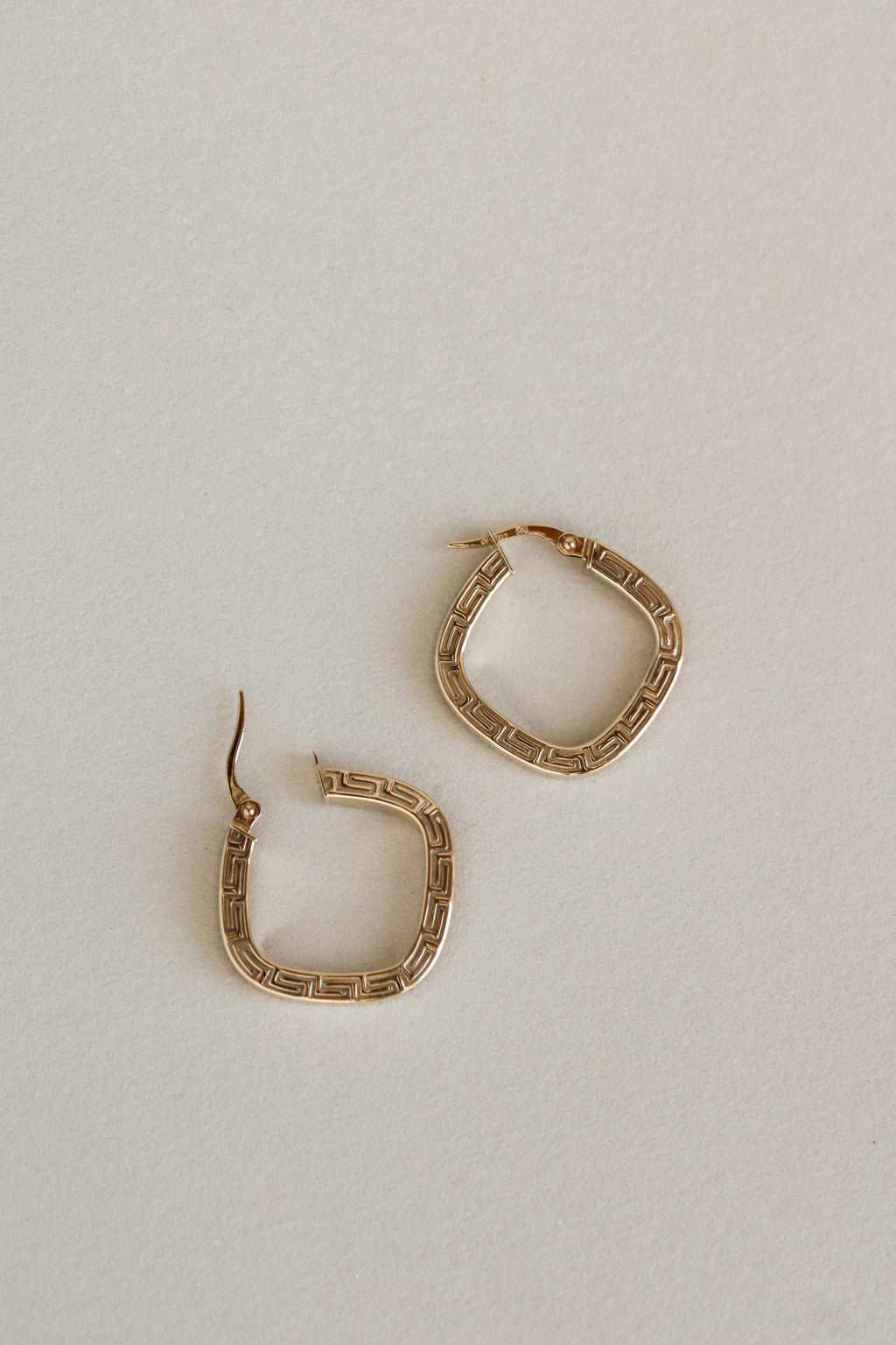 14k Meandros Square Hoops