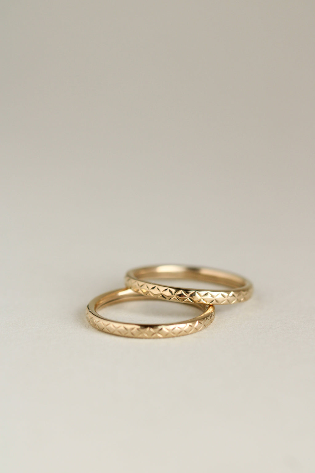 14k Hollow Pattern Ring
