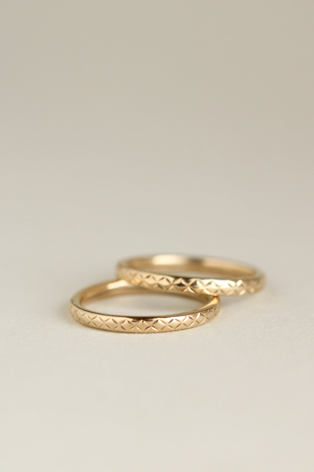 14k Hollow Pattern Ring