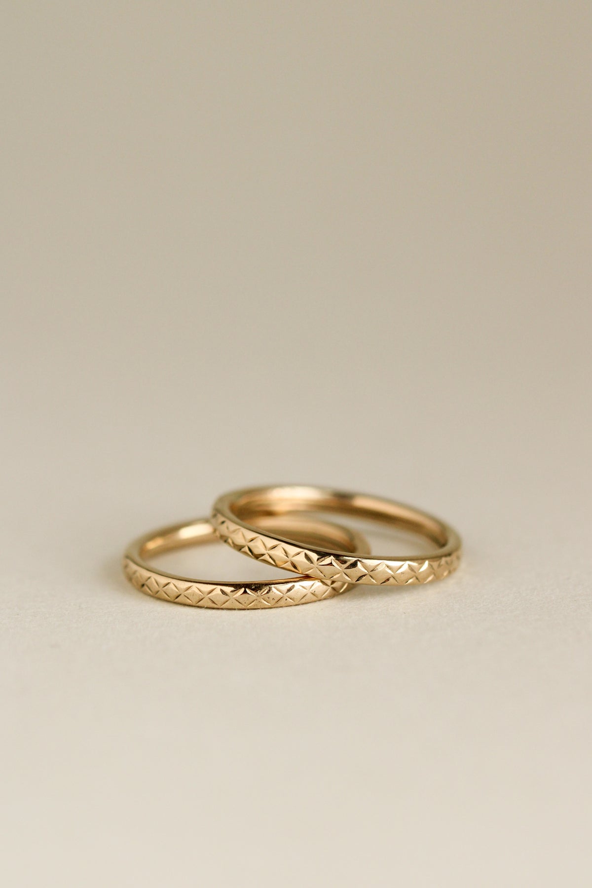 14k Hollow Pattern Ring