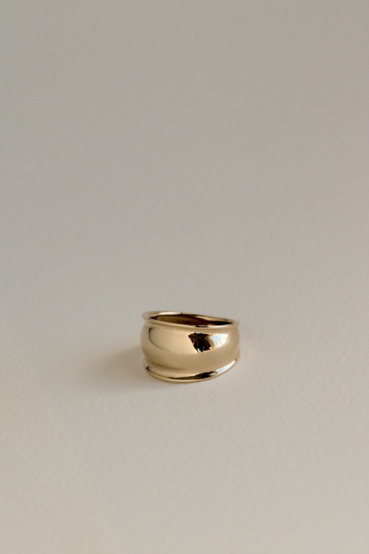 10k Flared Dome Ring