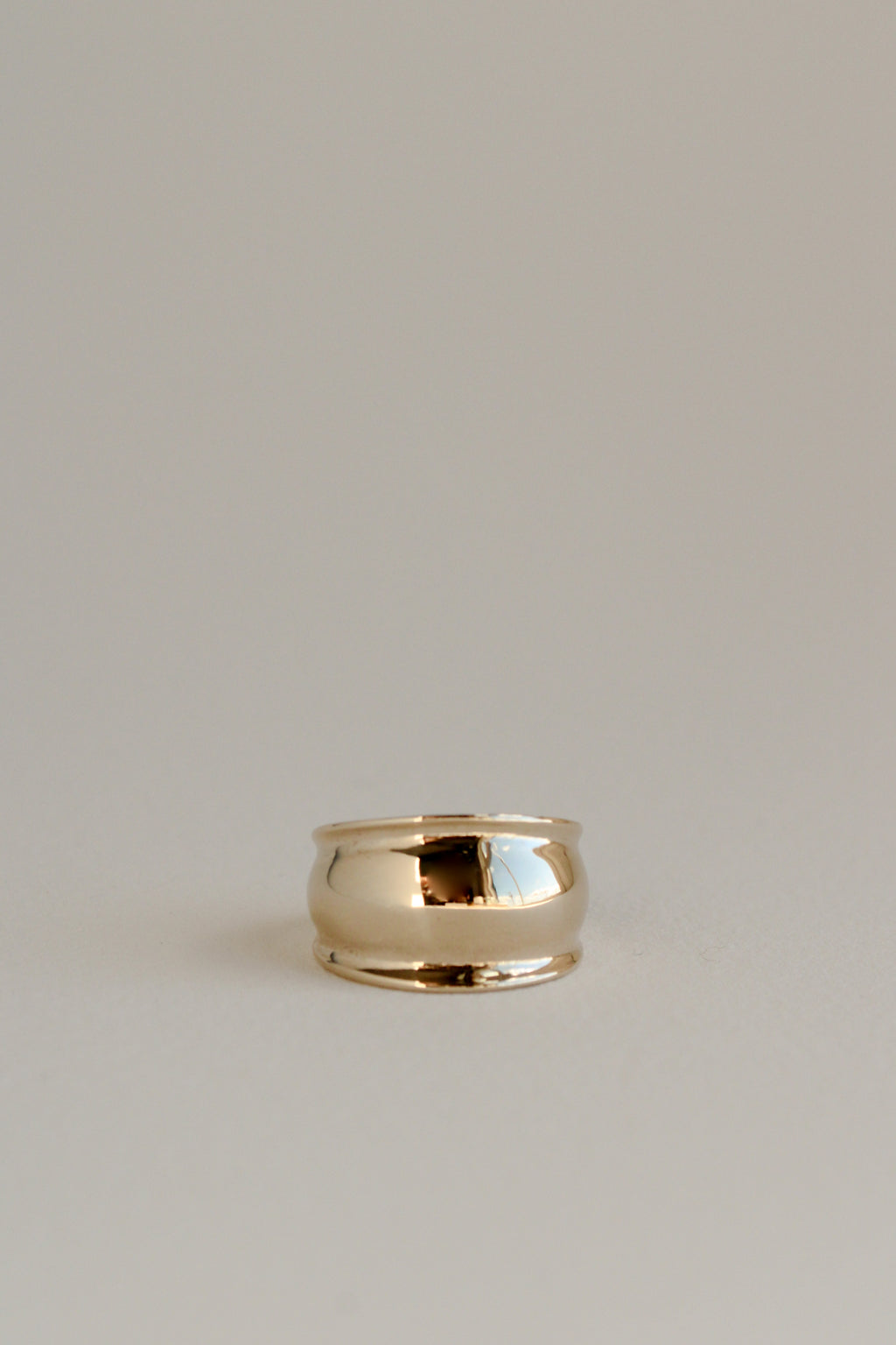 10k Flared Dome Ring