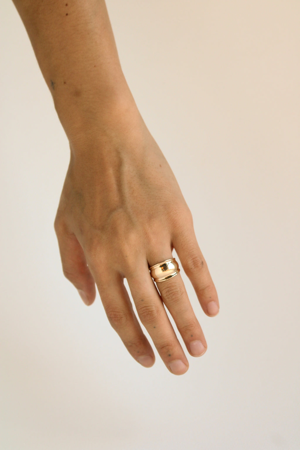 10k Flared Dome Ring