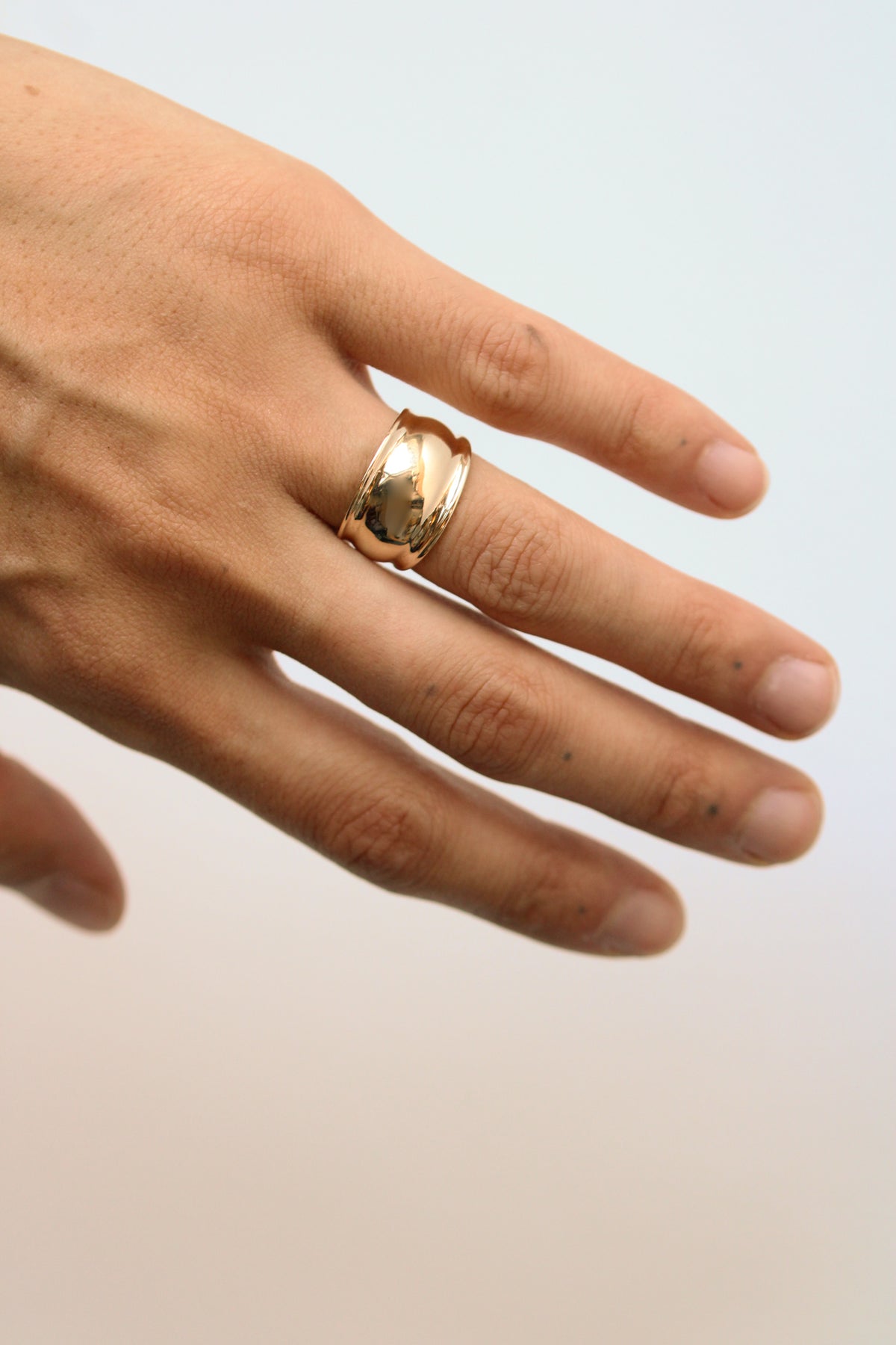 10k Flared Dome Ring