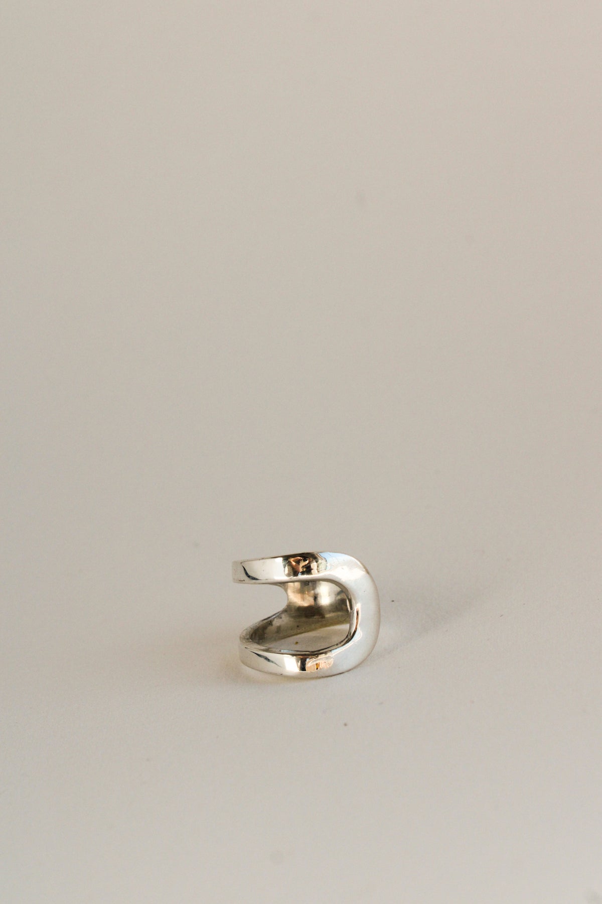 Sterling Modernist Abstract U Ring
