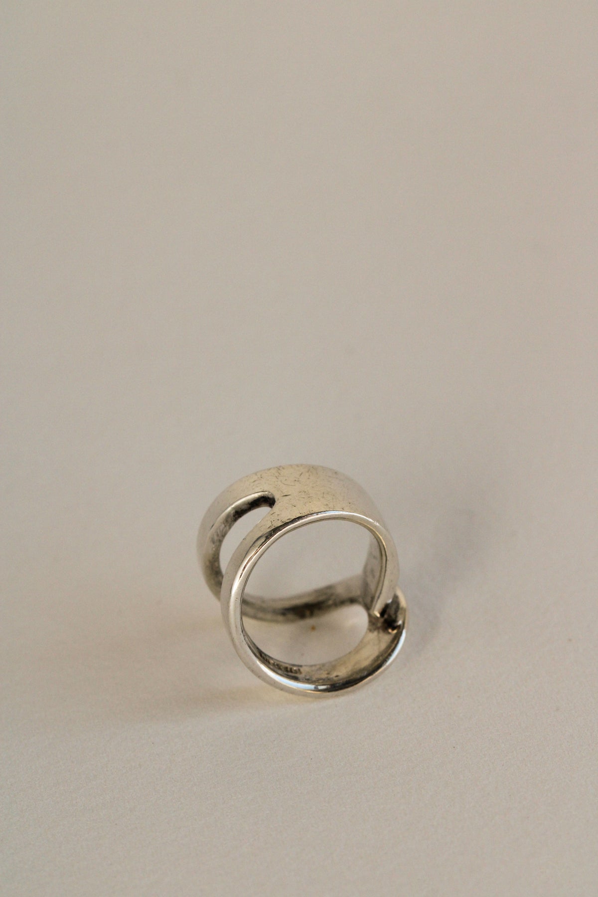 Sterling Modernist Abstract U Ring