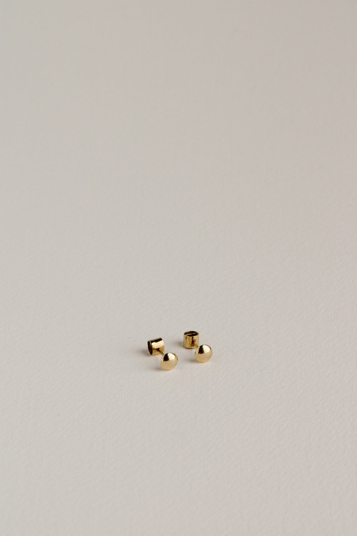 18k Dome Button Studs