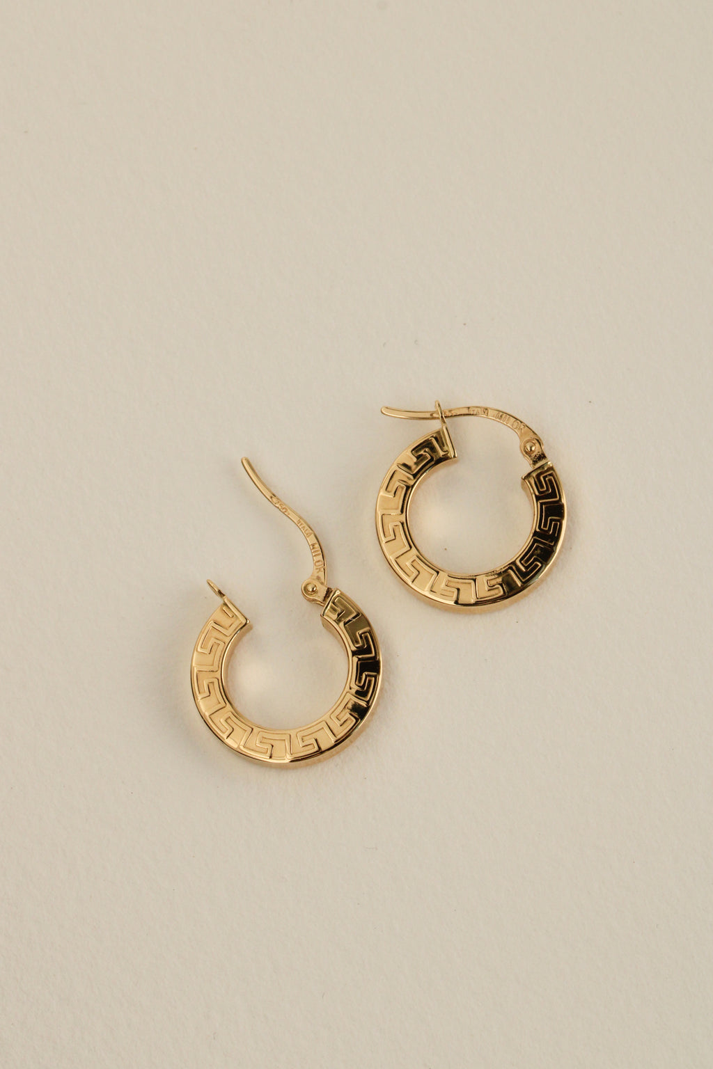 18k Meandros Hoops
