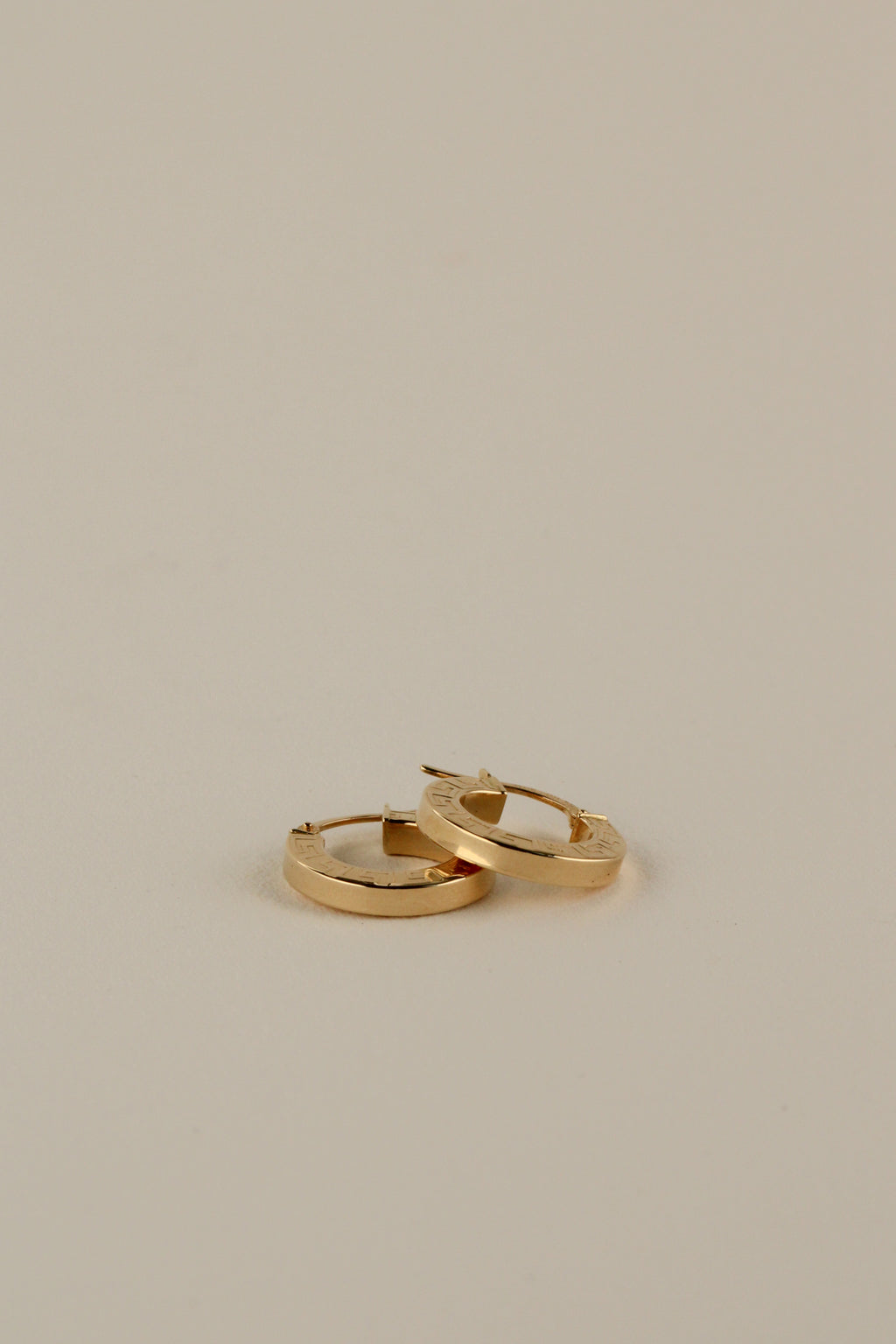 18k Meandros Hoops