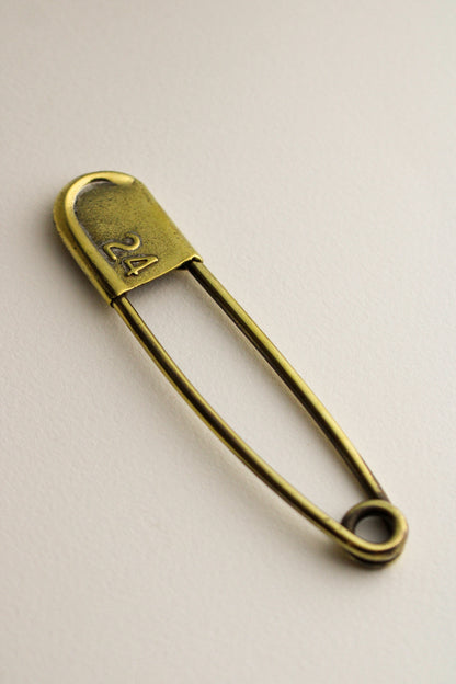 Closeable Brass Safety Pins - 2 Gross (200-275 Pins)