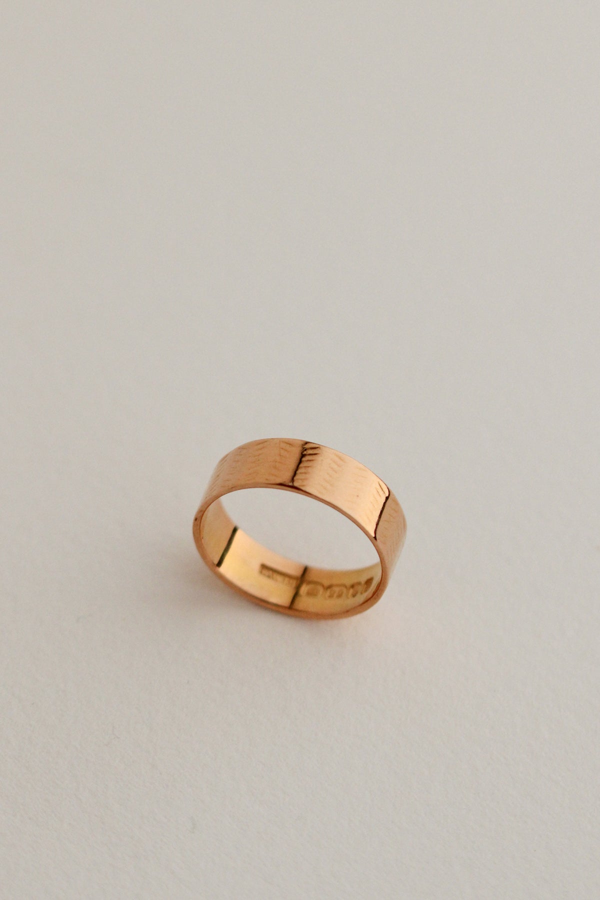 22k Flat Band