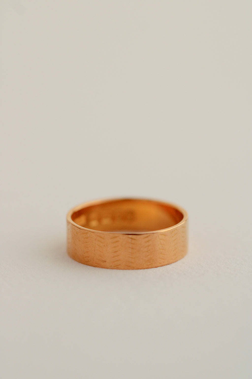 22k Flat Band
