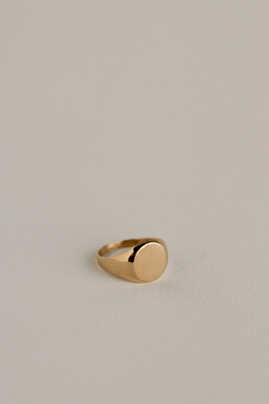 10k Round Signet