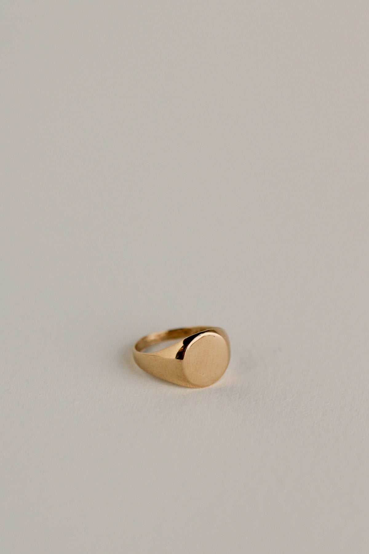 10k Round Signet