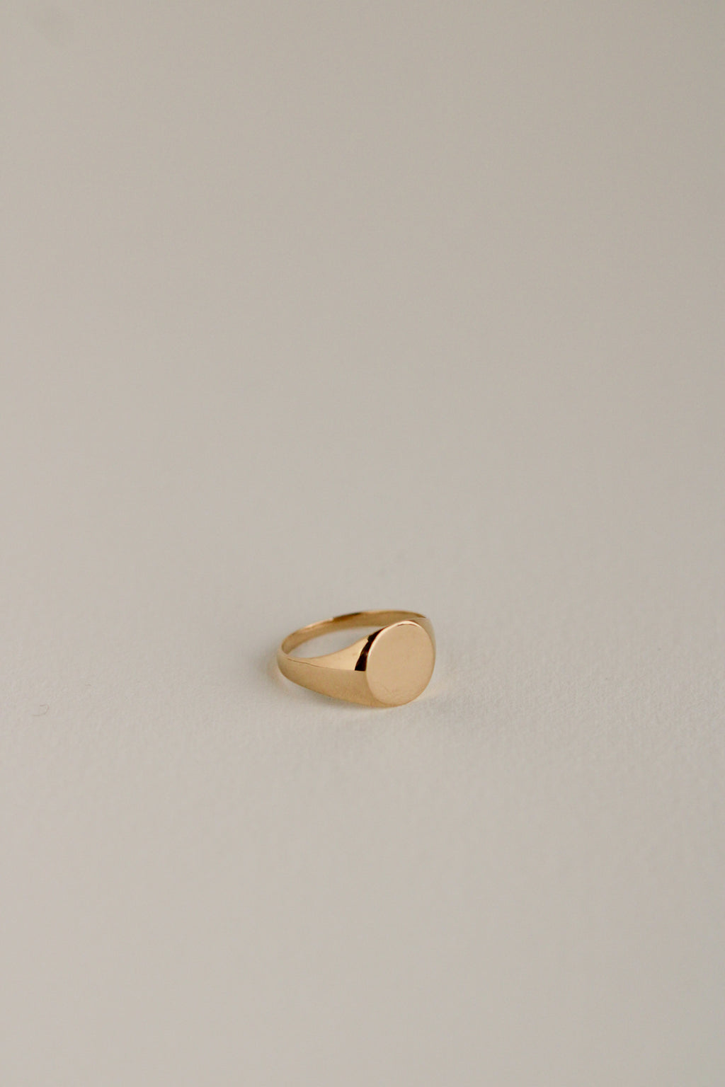 10k Round Signet