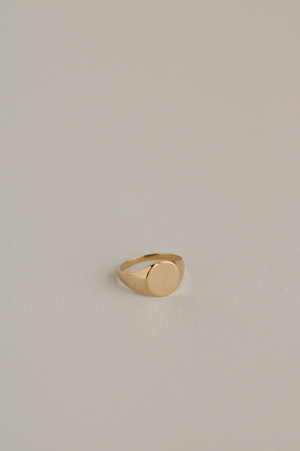 10k Round Signet
