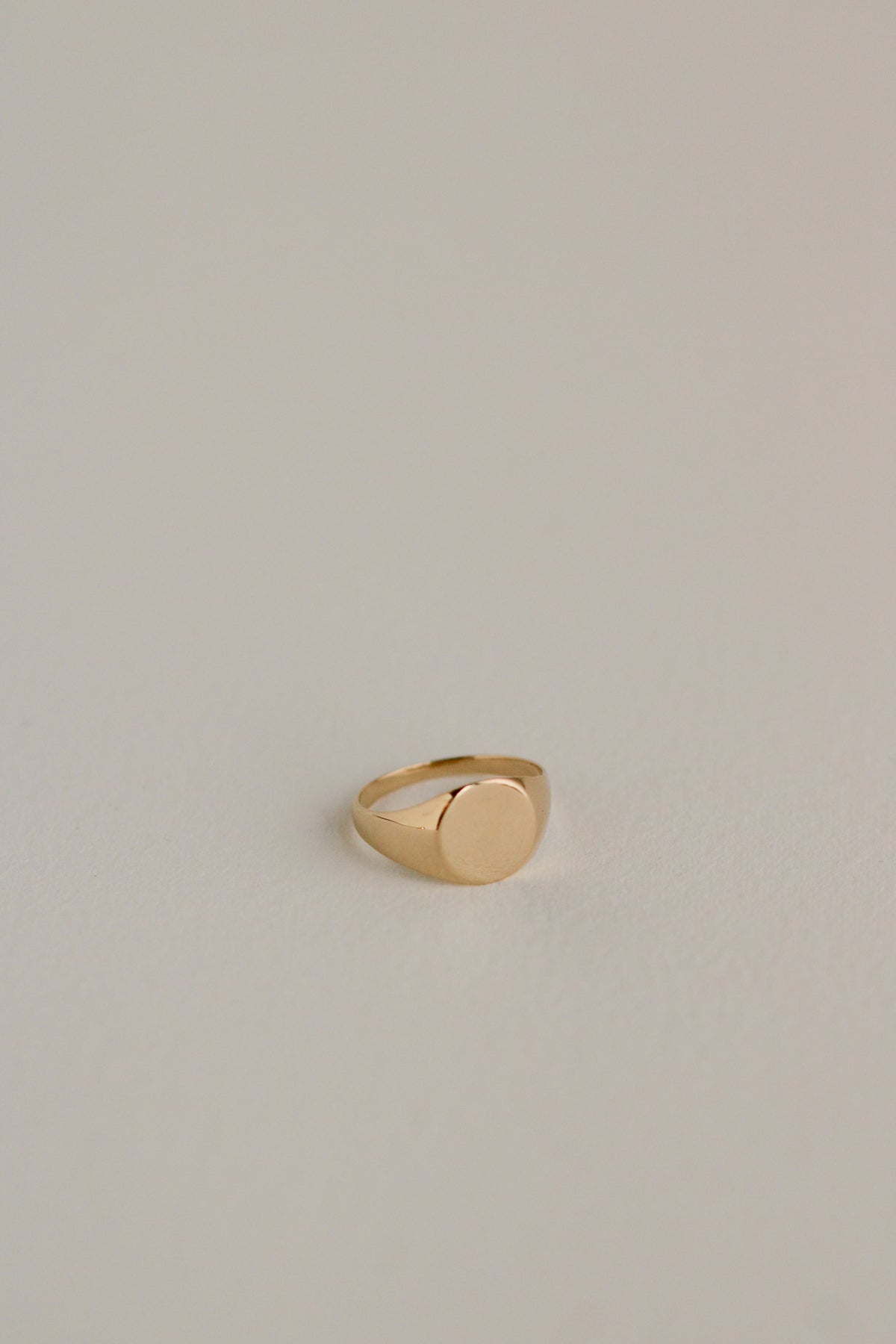 10k Round Signet