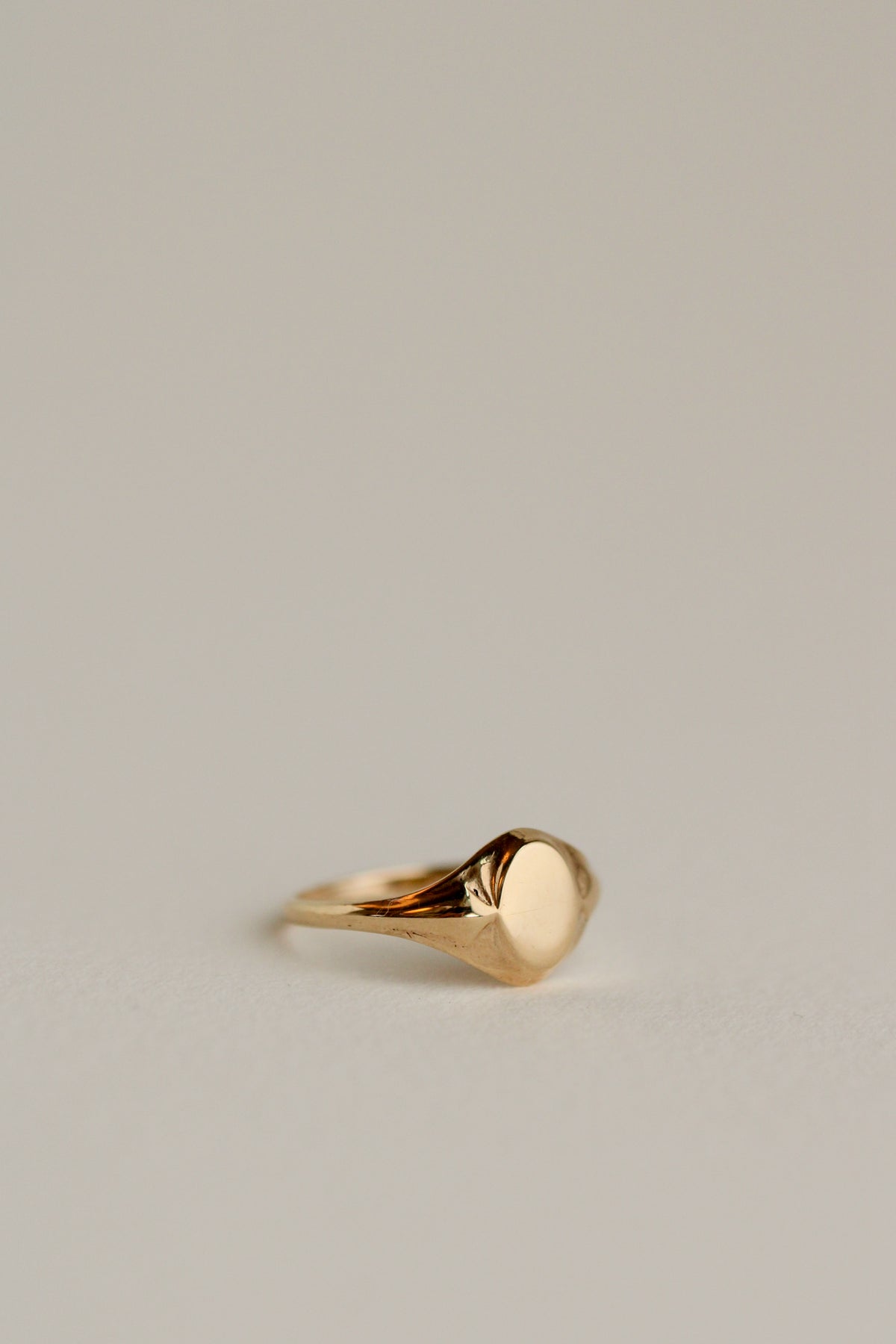 10k Flourished Mini Signet