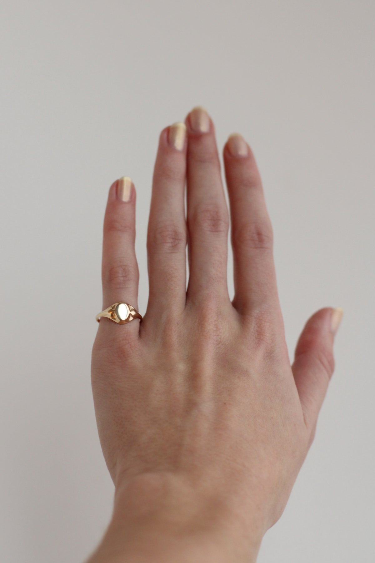 10k Flourished Mini Signet