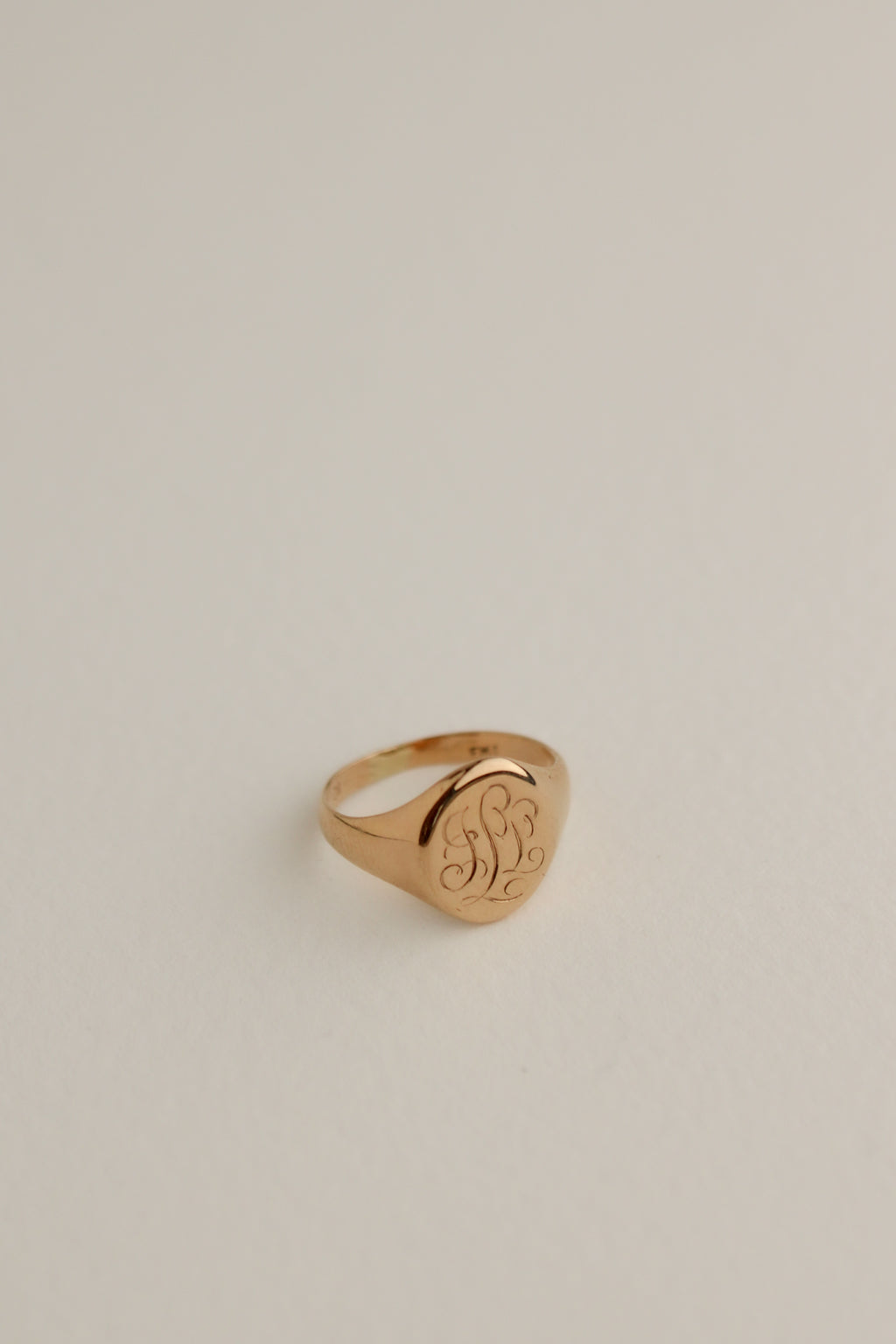 10k Oval Pinky Signet Ring