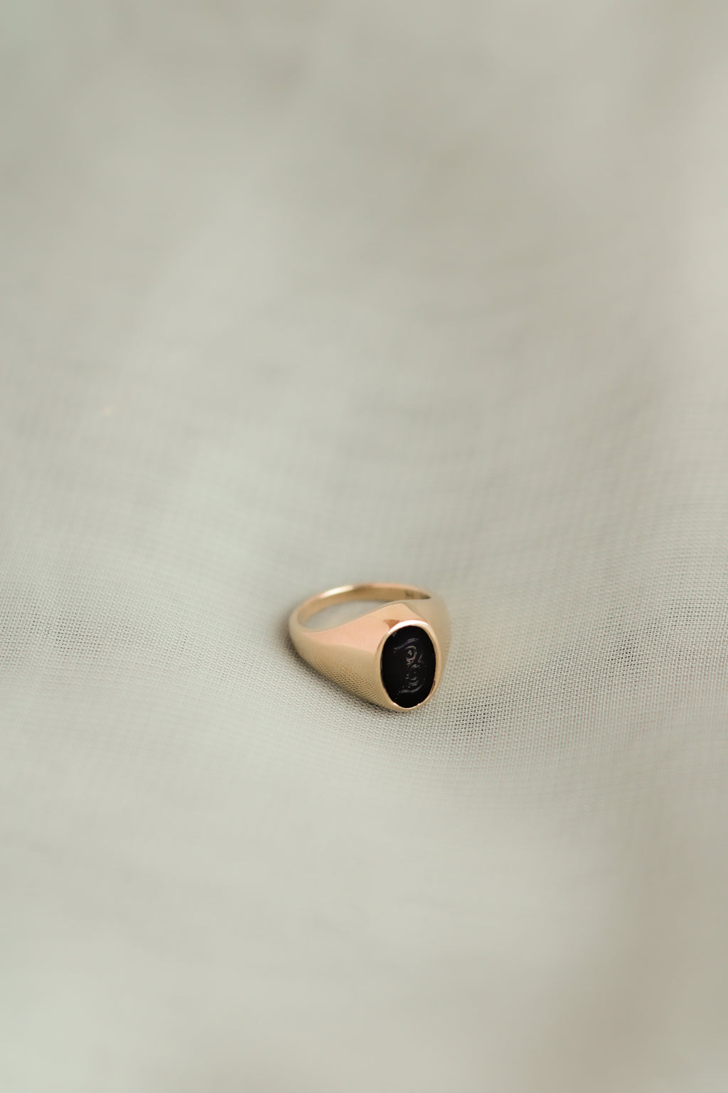 10k Onyx Pinky Ring