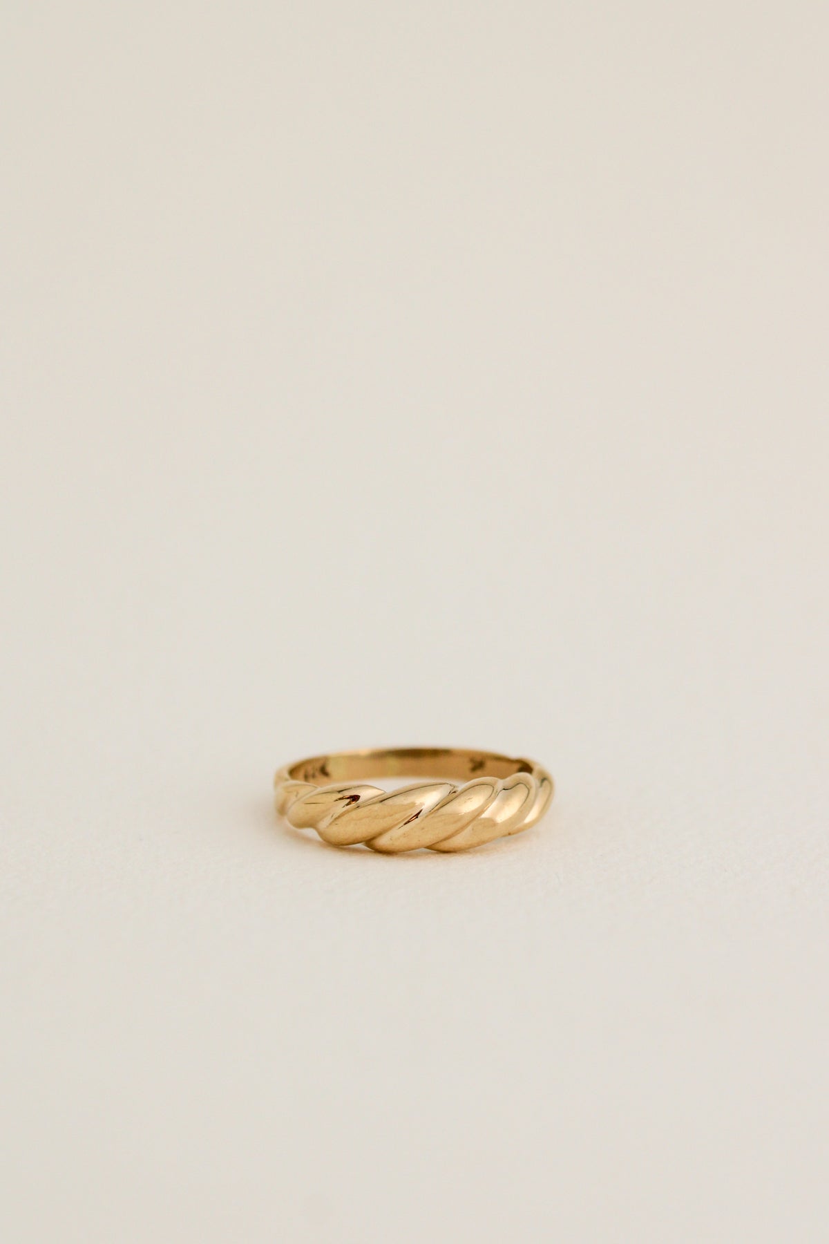 14k Croissant Ring