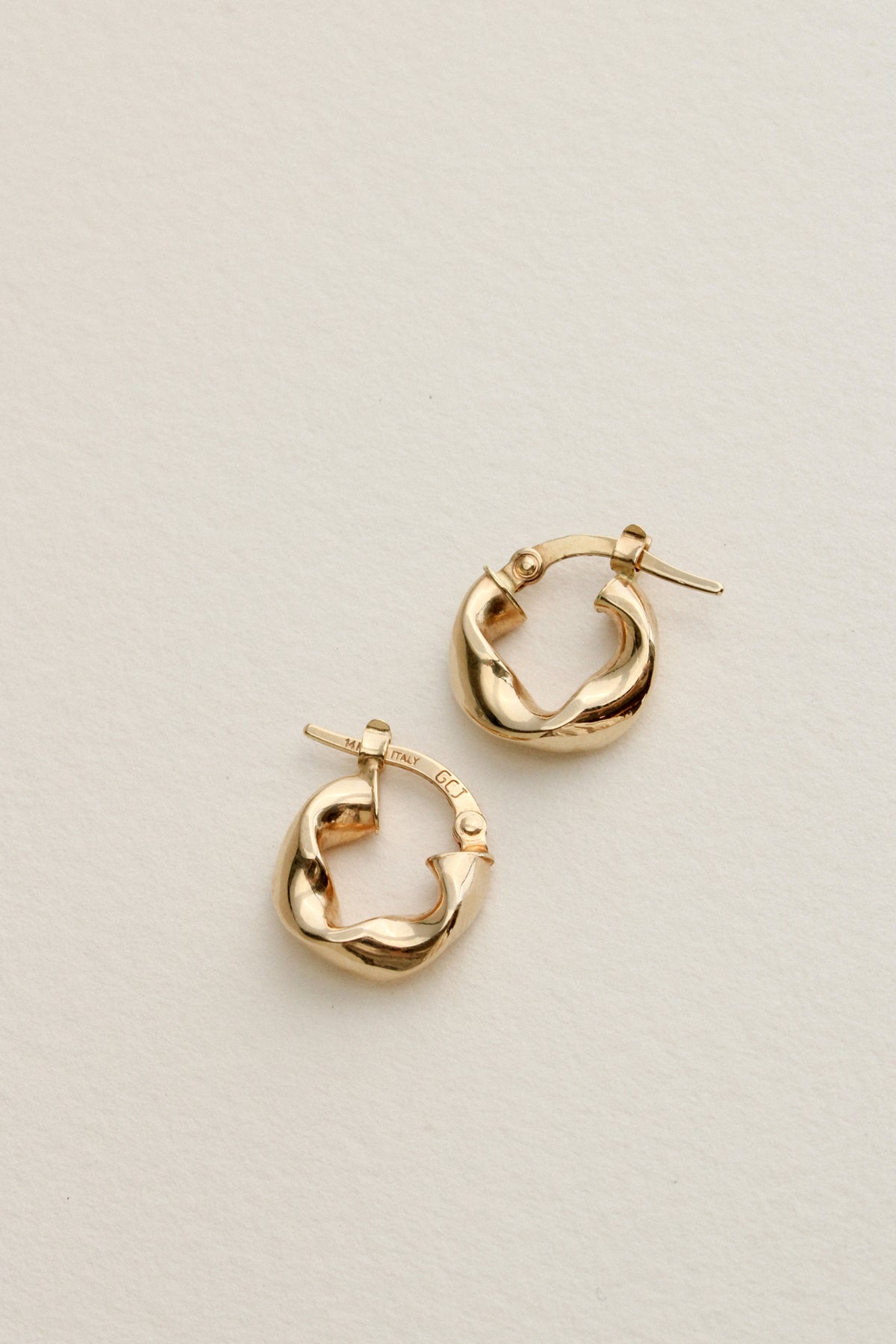 14k Oval Twist Clicker Hoops