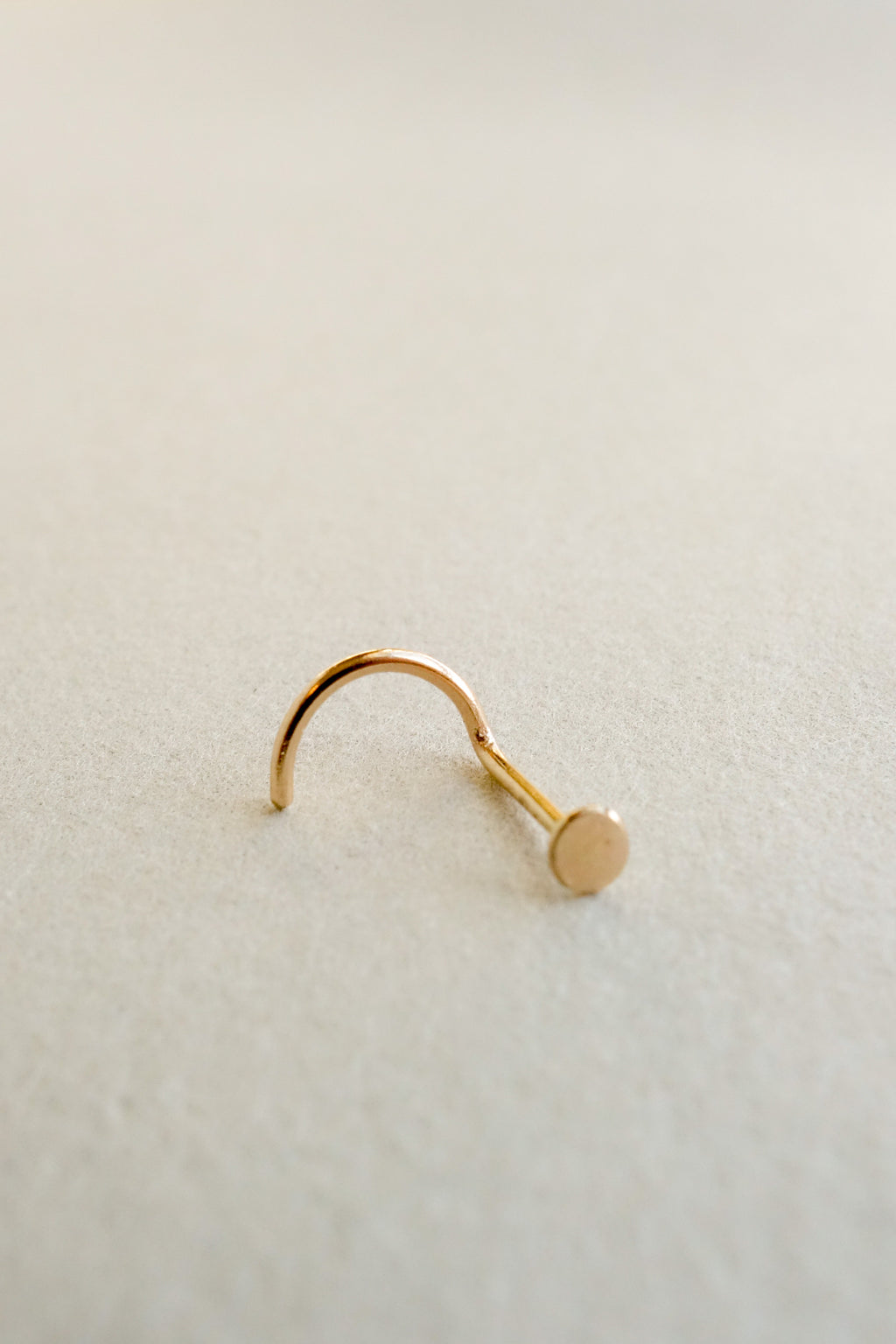 Disc Nose Stud