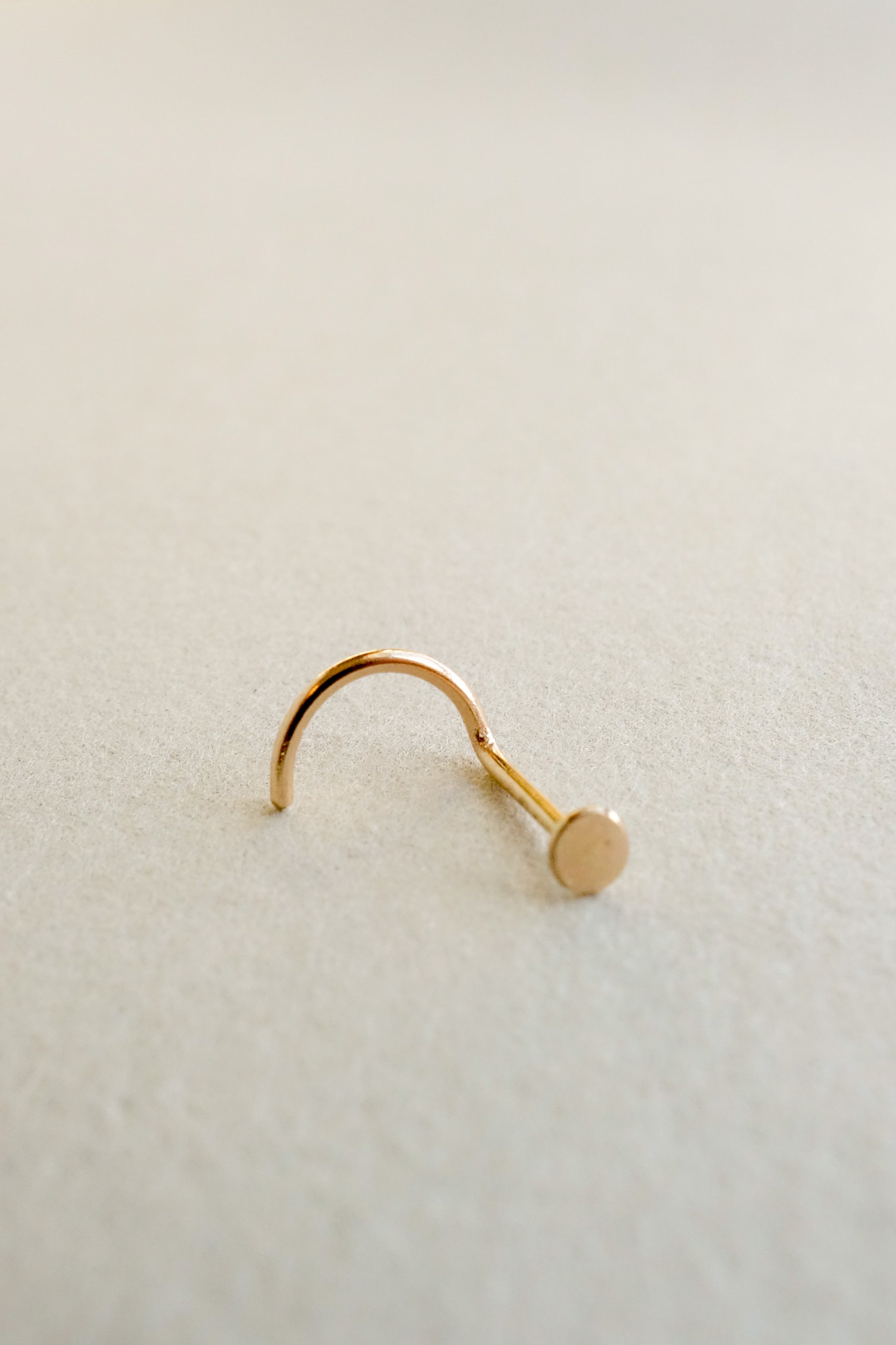 Disc Nose Stud