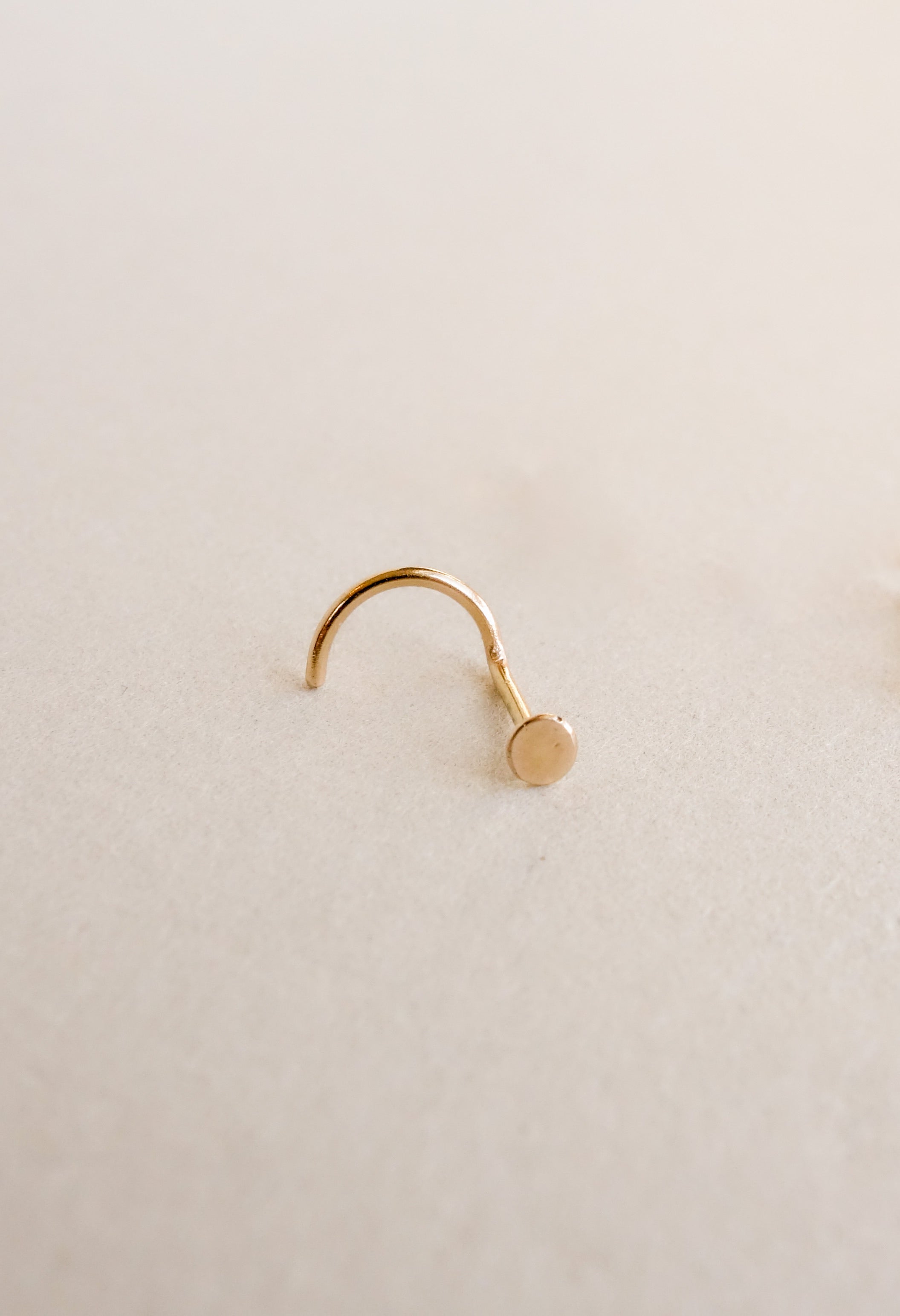 Disc Nose Stud